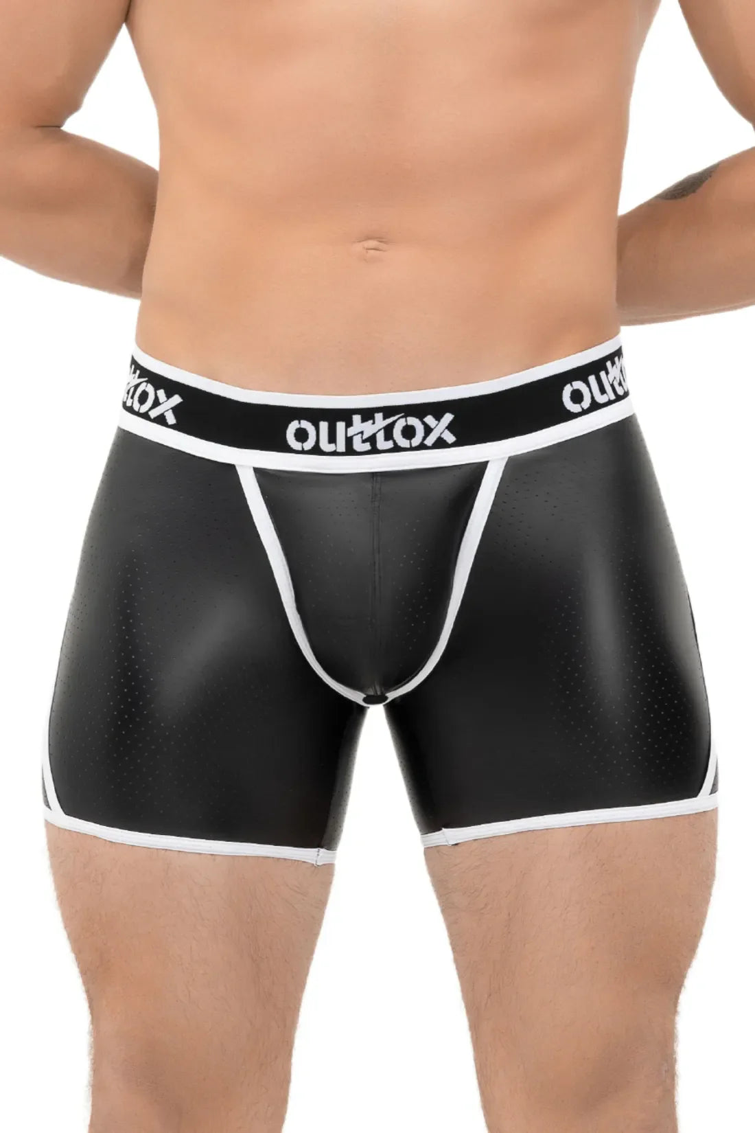 Outtox. Pantalones cortos abiertos en la parte trasera con bragueta a presión. Blanco y negro