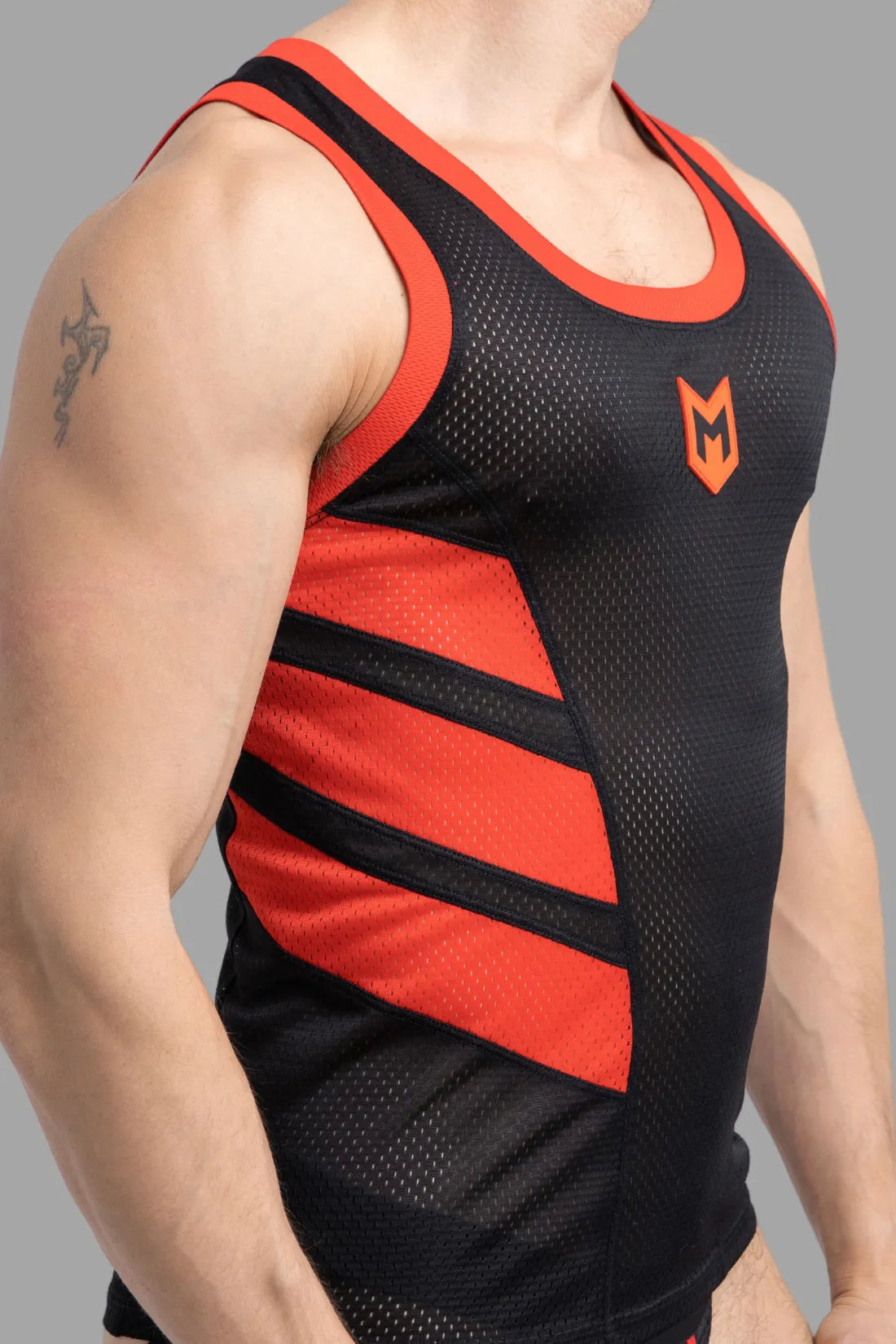 Skulla. Mesh Tank Top. Black & Red