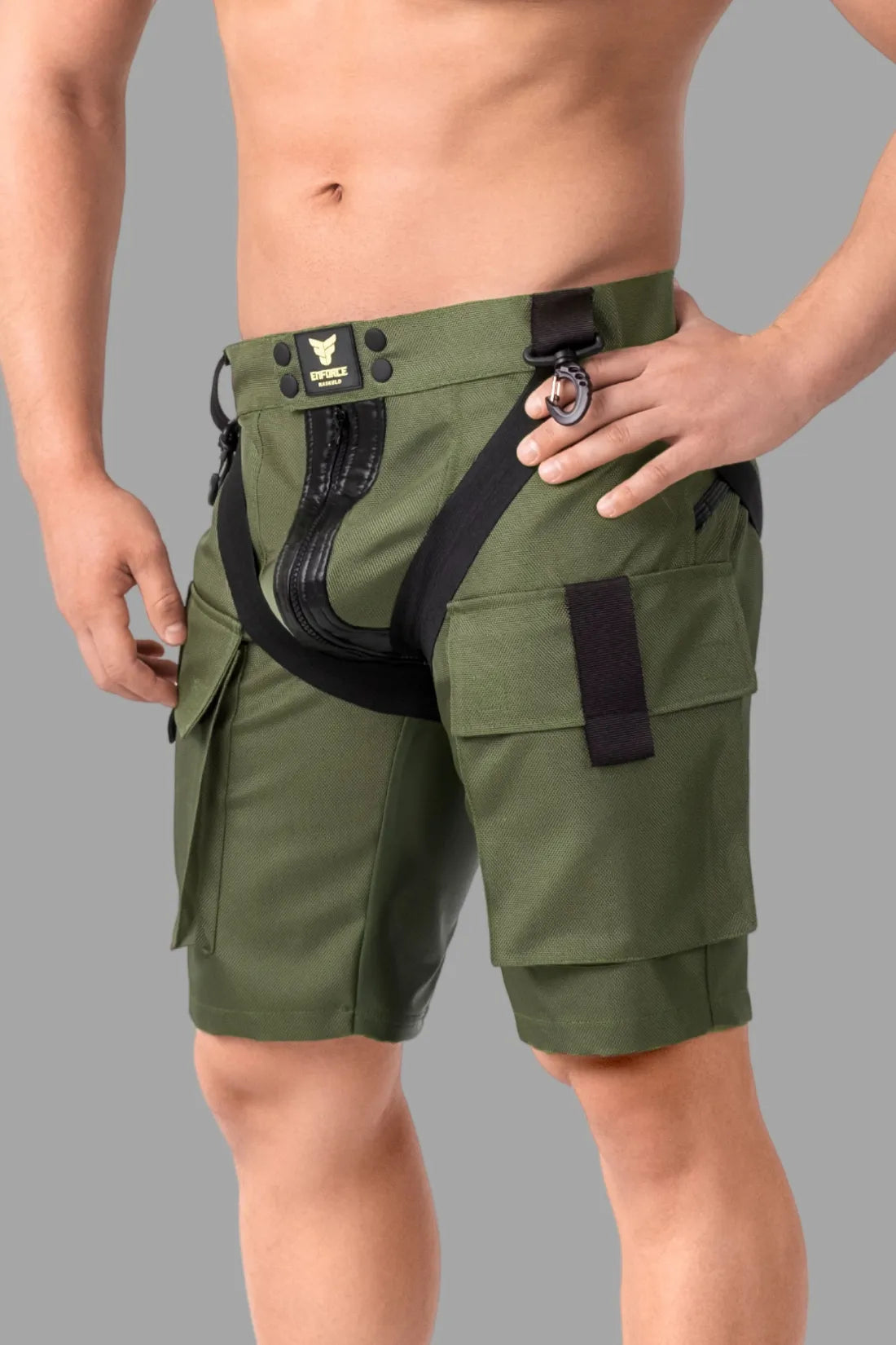 Cargoshort met ritssluiting aan twee kanten. Groen &