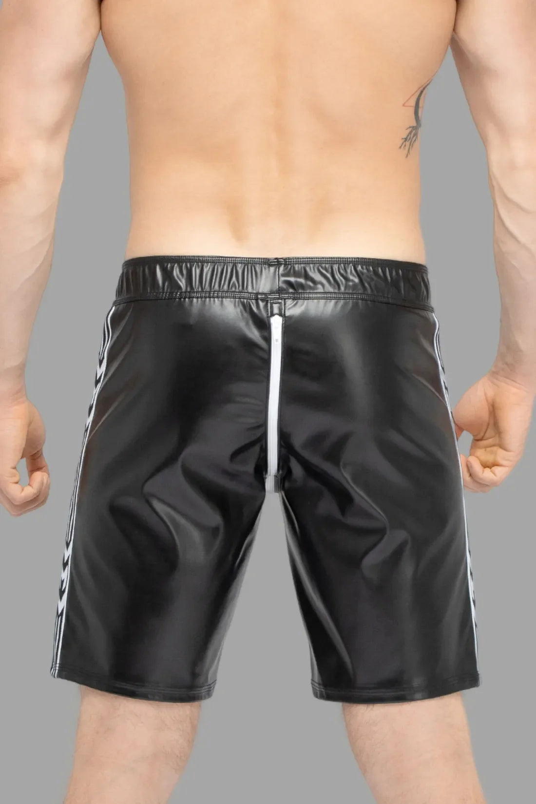 Skulla. Leatherette Soccer Shorts. Black & White