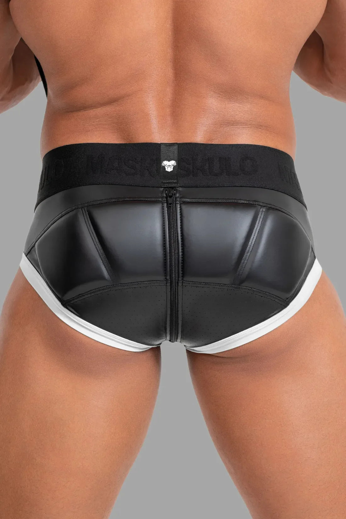 Briefs with Pads. Black & White