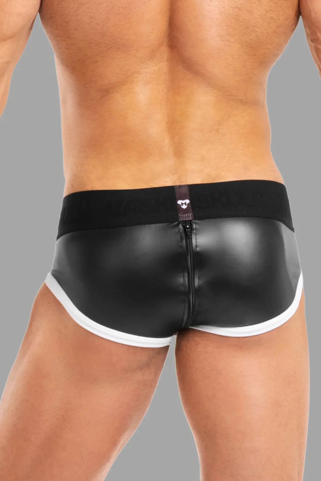 Basic Briefs with Pouch Snap. Black & White