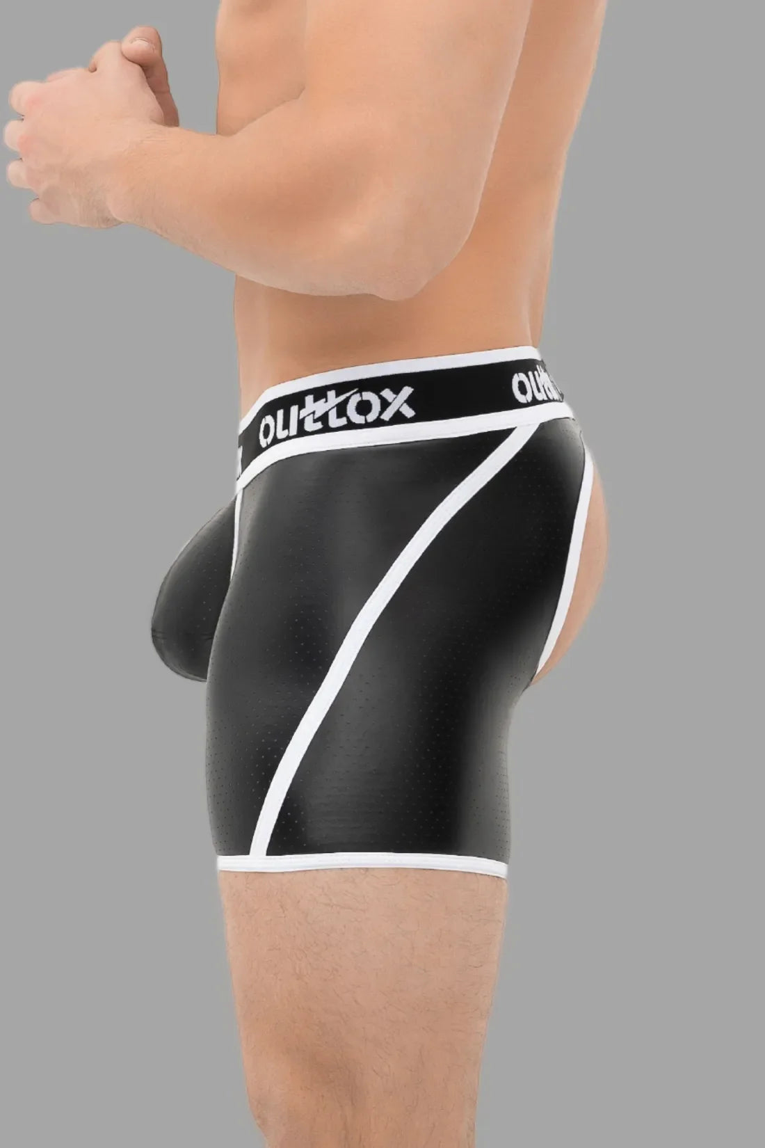 Outtox. Pantalones cortos abiertos en la parte trasera con bragueta a presión. Blanco y negro