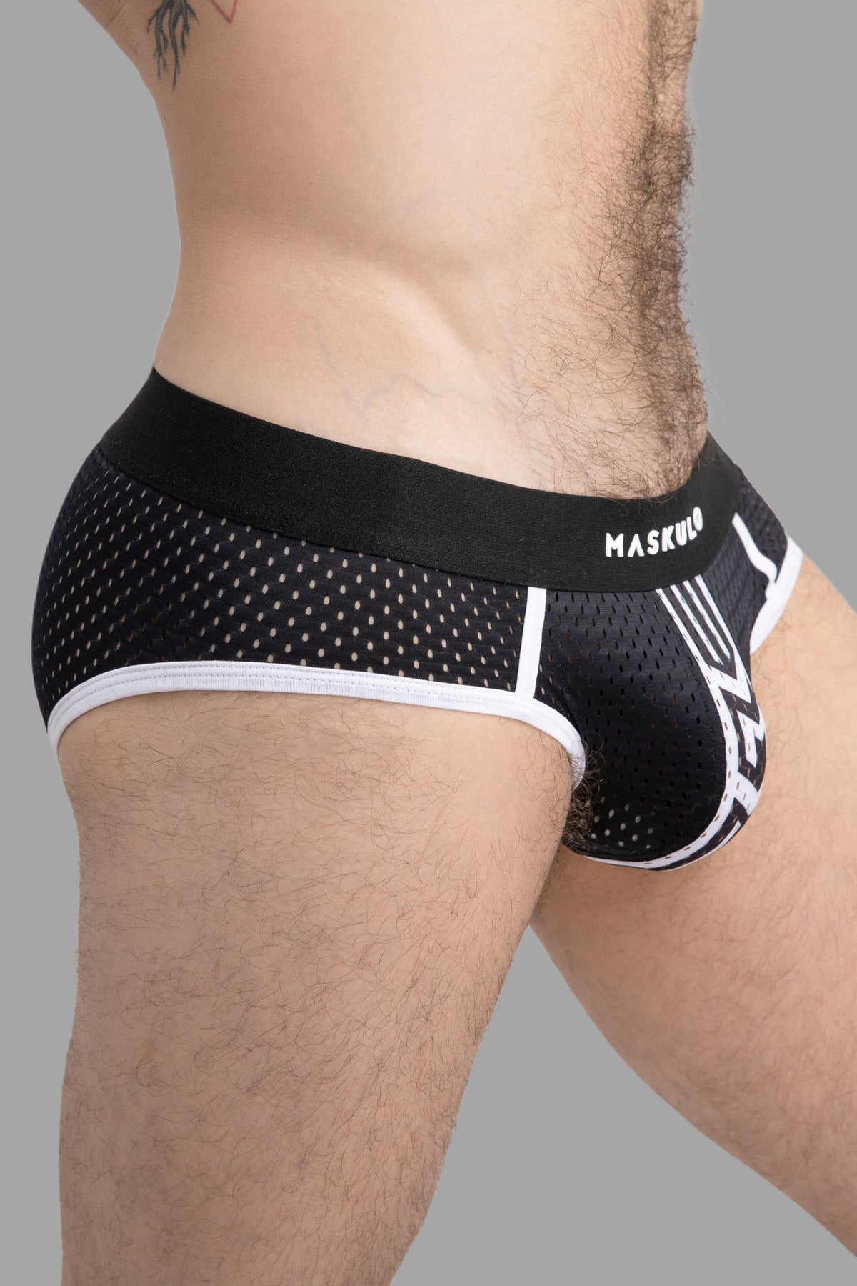 Printed Mesh Briefs. Black & White