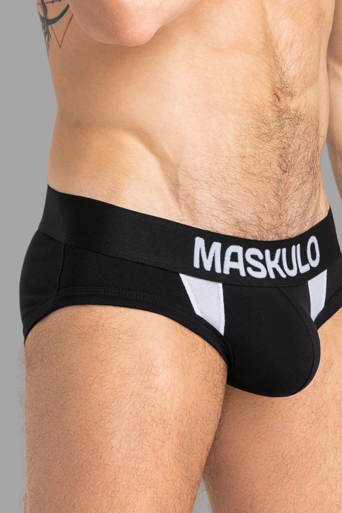 CAPTAIN-A Briefs with O-Inside-POUCH. Black & White