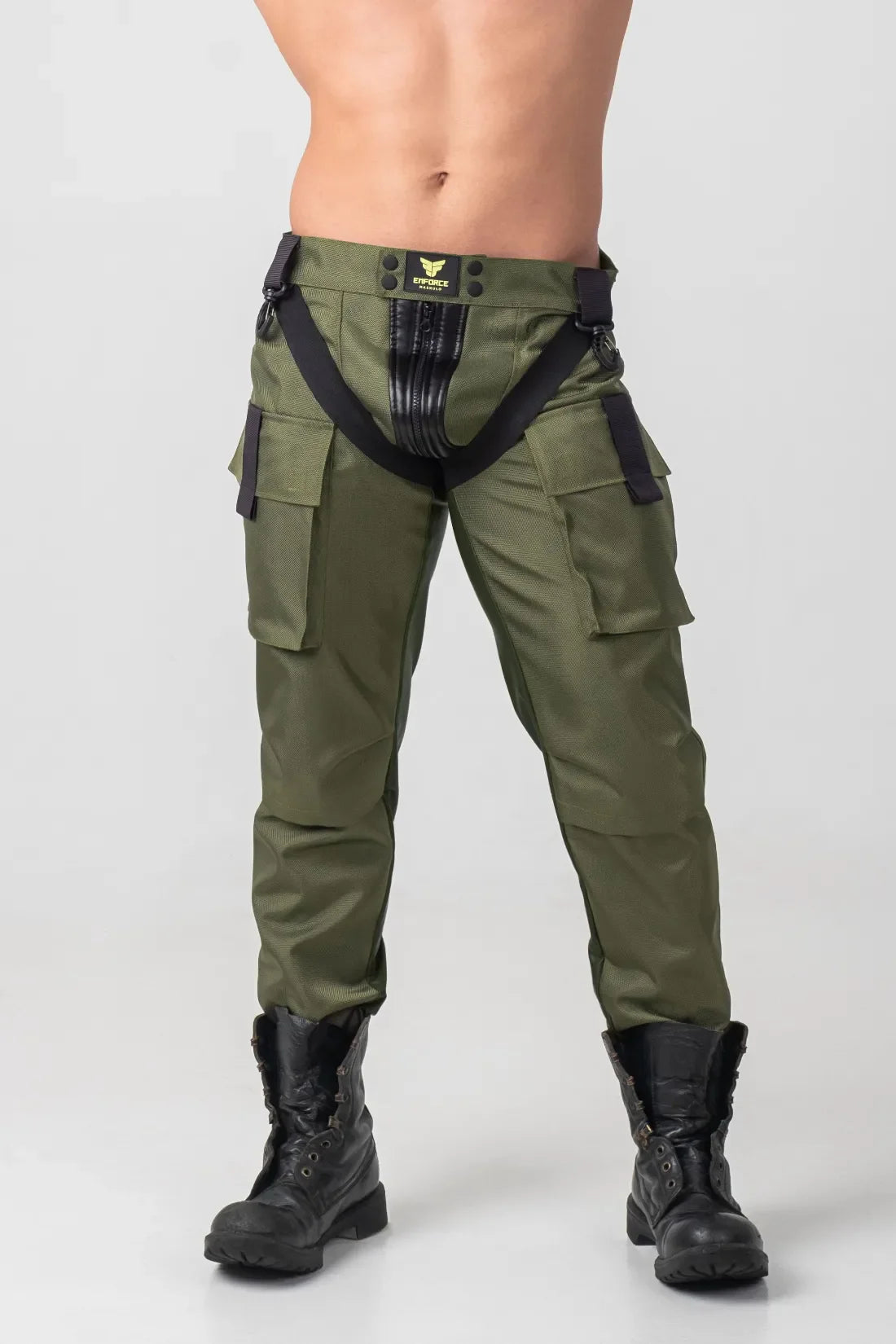 Broek met tweezijdige ritssluiting. Groen &