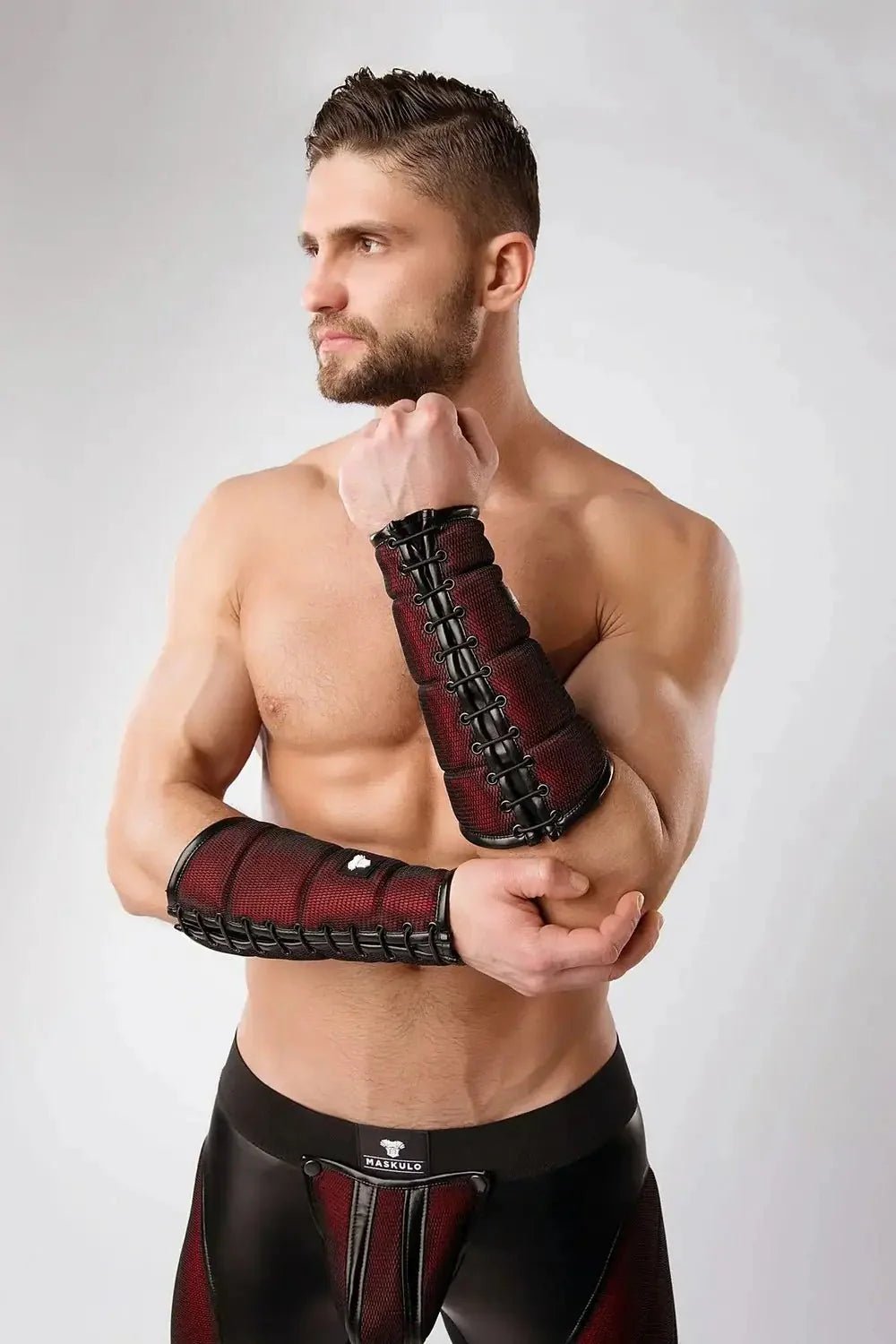 Armored. Color - Under. Forearm Guard Wallet (1 pc). Red - MAC135-Y1 - Maskulo US NY FL