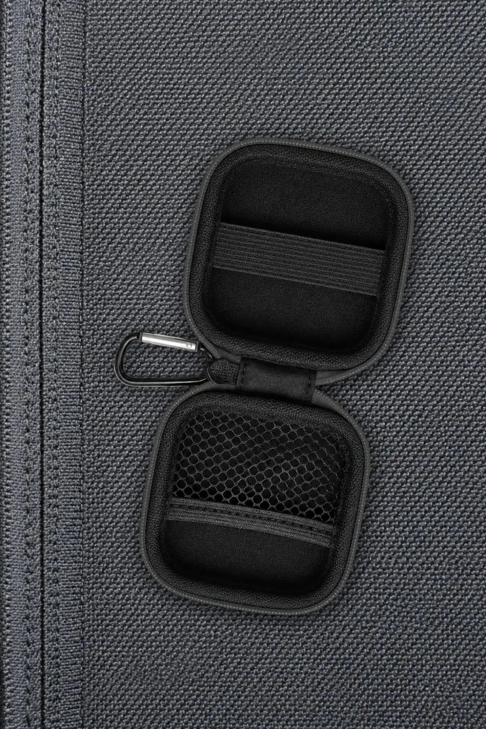 Maxwell Wanderlust. Carabiner Zip-Case. Black - MCS101-YX - Maskulo US NY FL