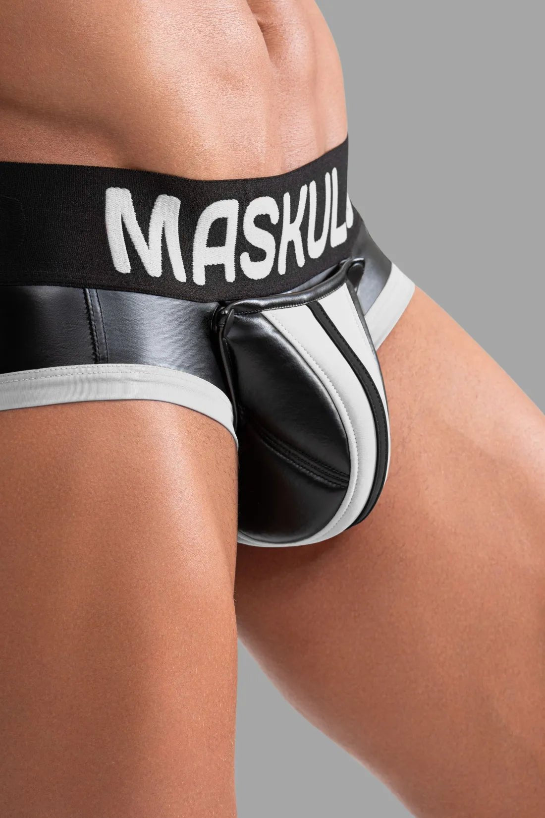 Briefs with Pads. Black and White - Maskulo - MBR131 - Y4 - Maskulo Global (EU) Store