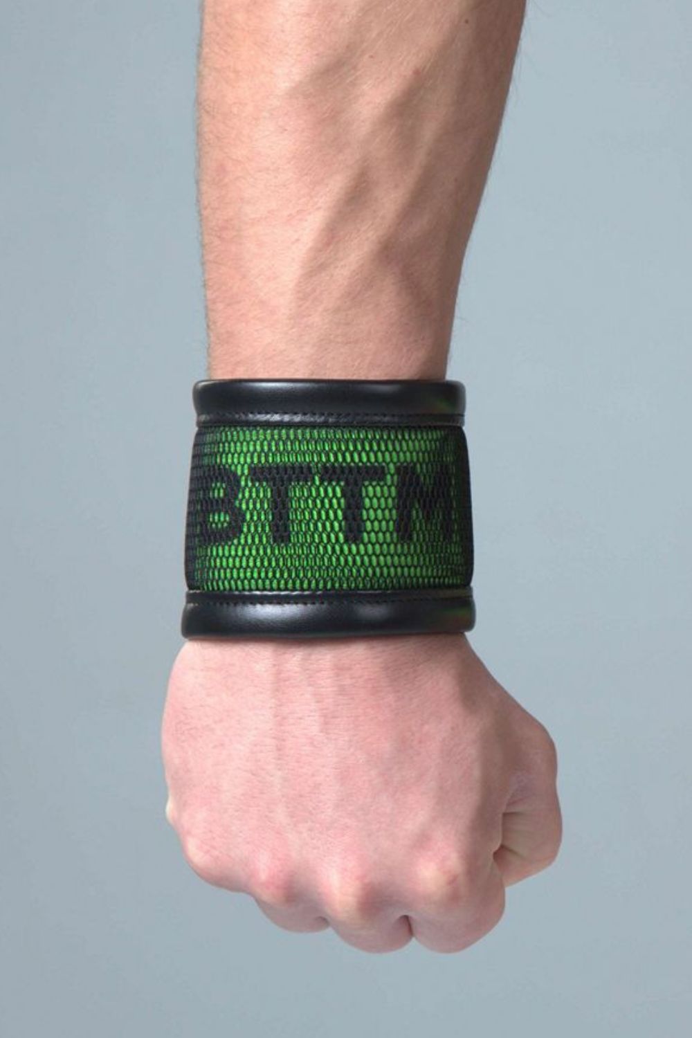 Youngero BTTM Green Neon. Role Wristband - MAC182-Y1 - Maskulo US NY FL