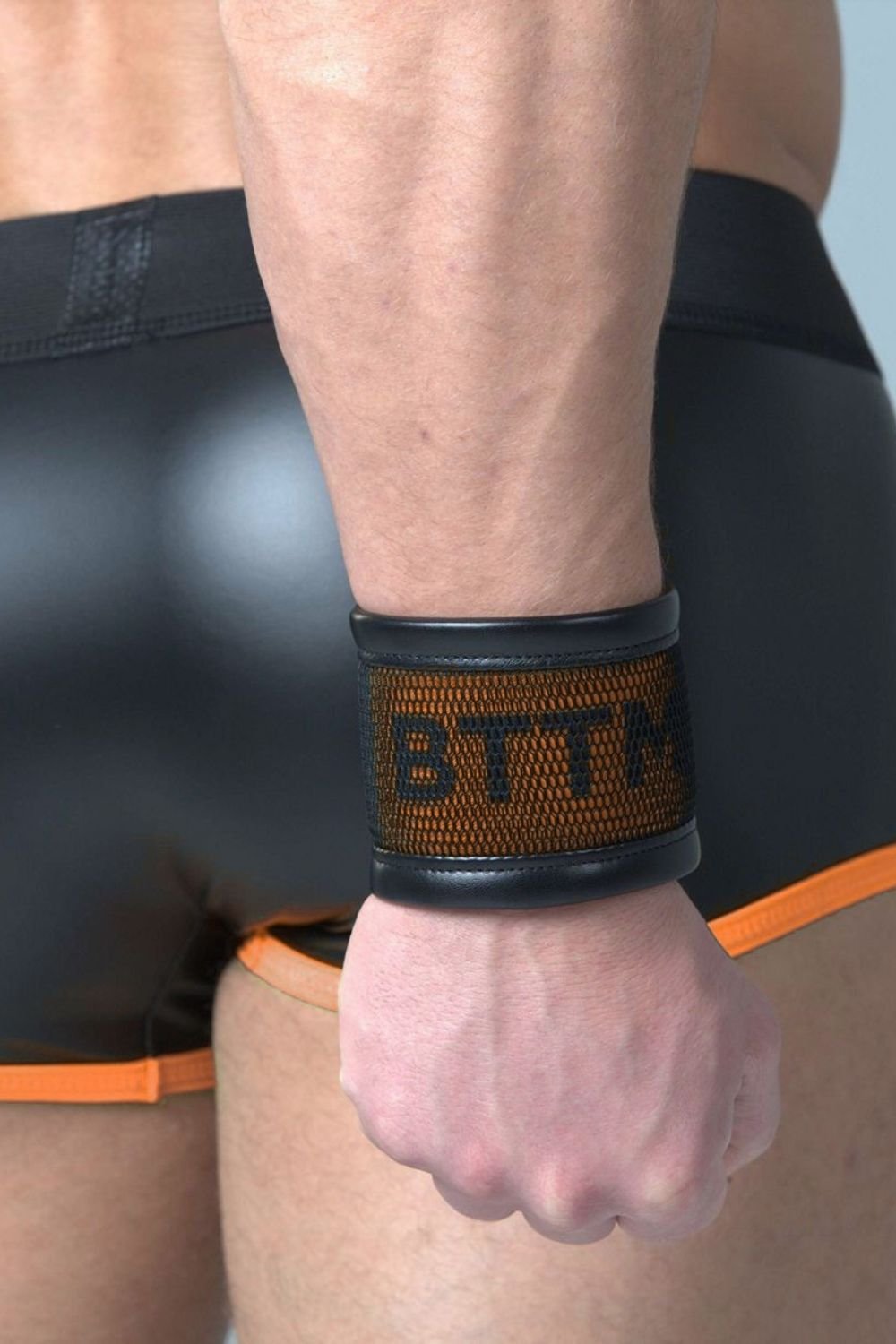 Youngero BTTM Orange Neon. Role Wristband - MAC174-Y1 - Maskulo US NY FL