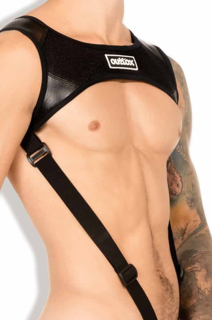 Outtox. Harness top with strap